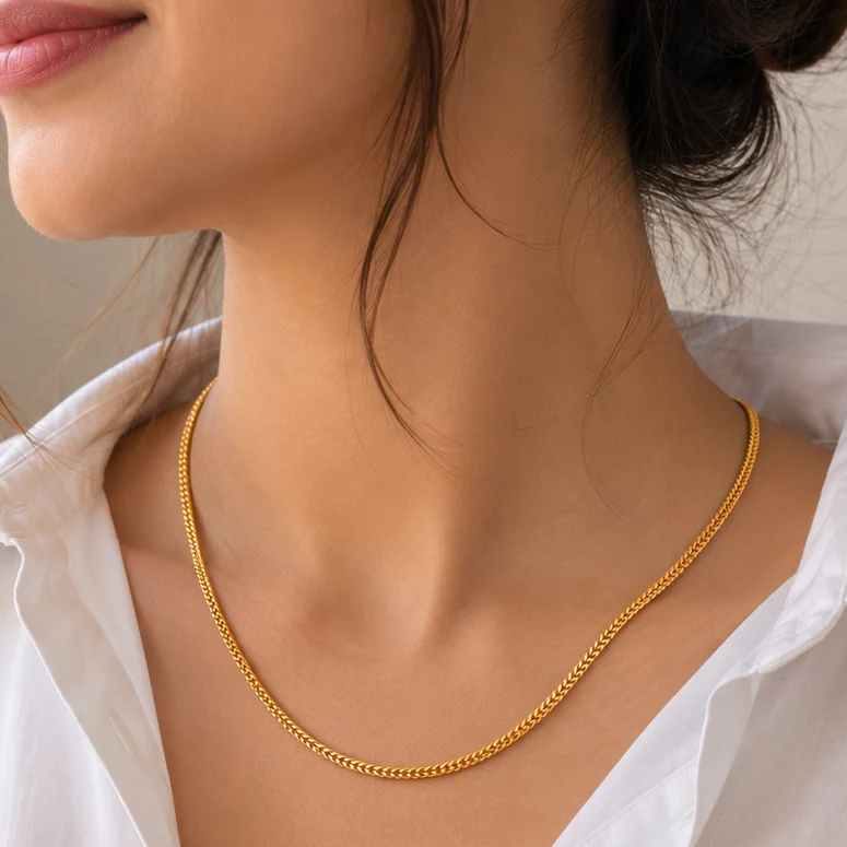 Cadenita de oro fina de mujer
